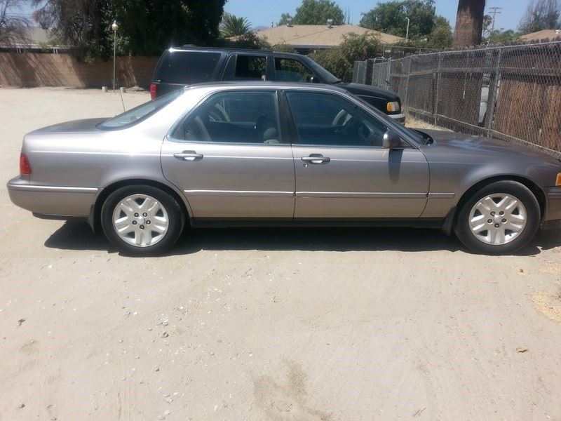 1995 Acura Legend for sale by owner in Hemet