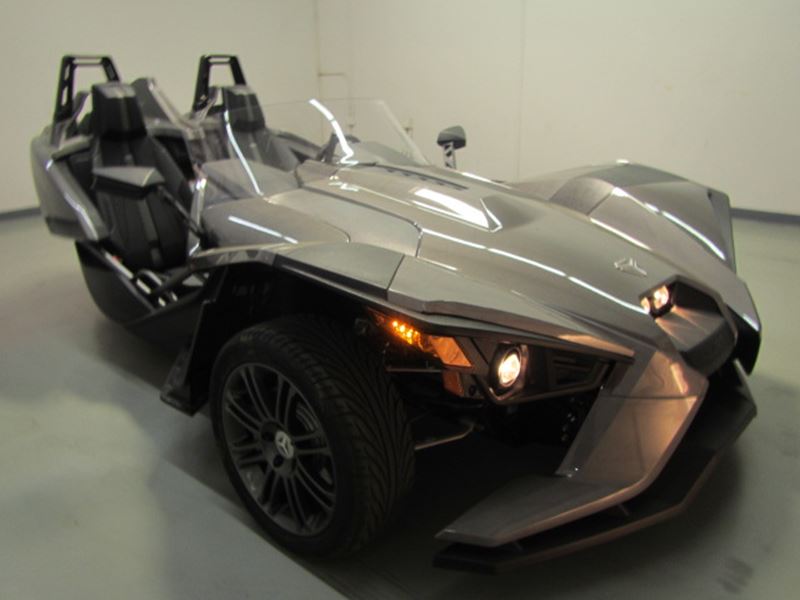 2016 Acura polaris slingshot for sale by owner in Sugar Land
