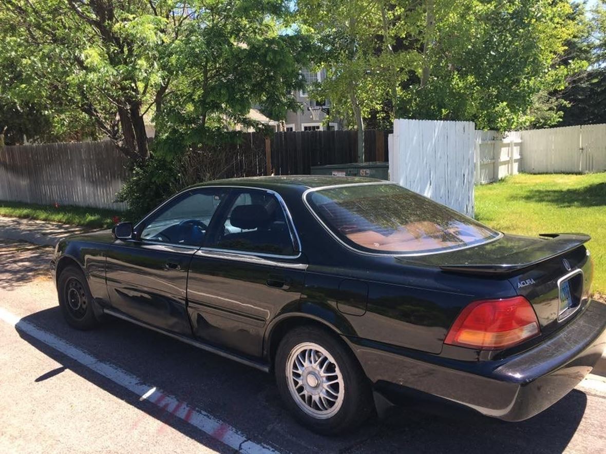 1996 Acura TL for sale by owner in Cheyenne