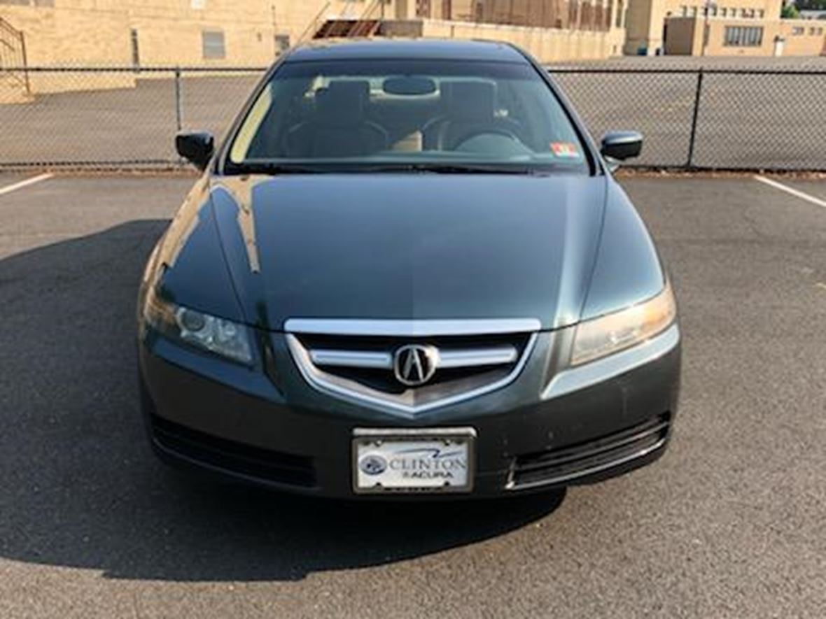 2004 Acura TL for sale by owner in Bloomfield