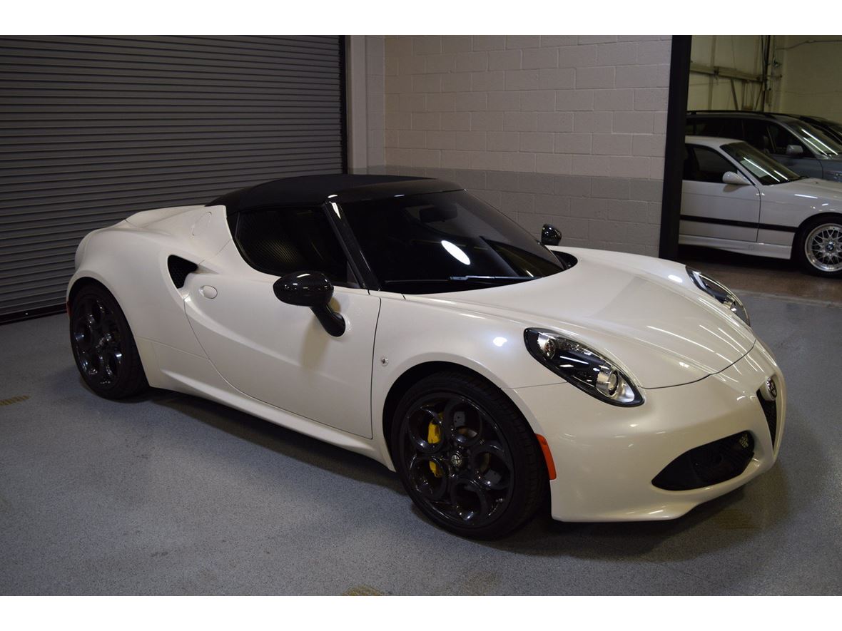2015 Alfa Romeo 4C for sale by owner in Jacksonville