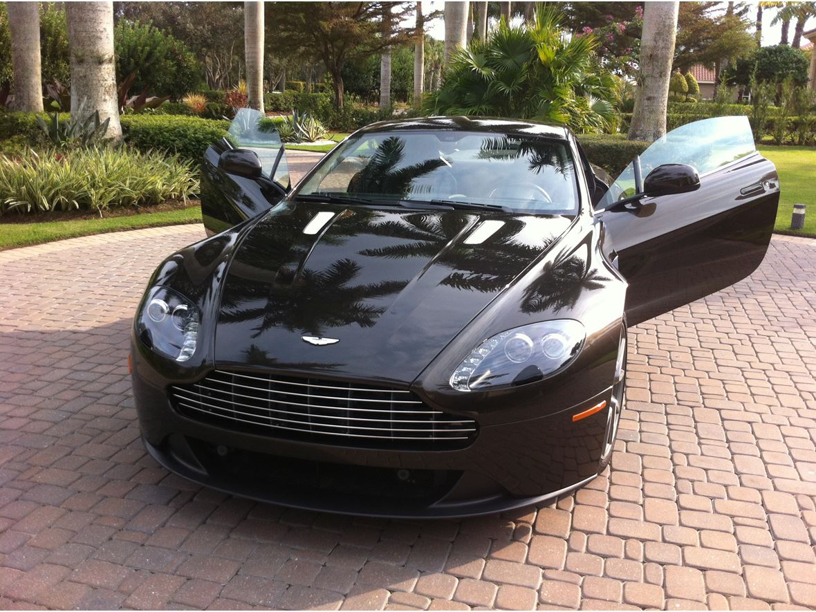 2013 Aston Martin V8 Vantage for sale by owner in Naples