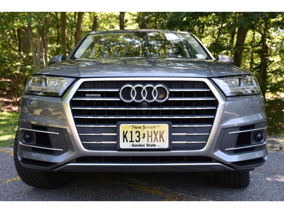 2017 Audi Q7 for sale by owner in Butler