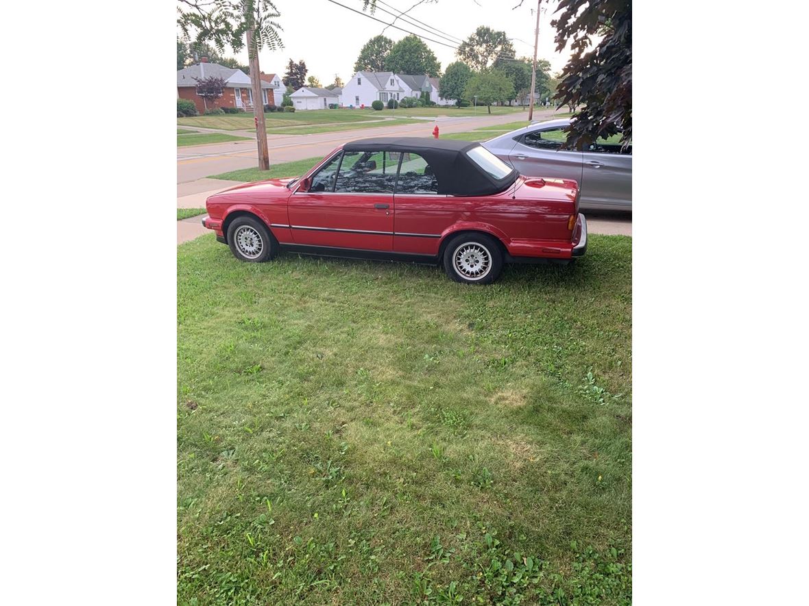 1988 BMW 3 Series for sale by owner in Willoughby