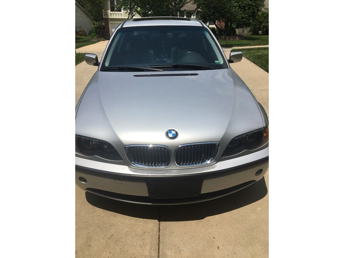 2005 BMW 3 Series for sale by owner in Kansas City