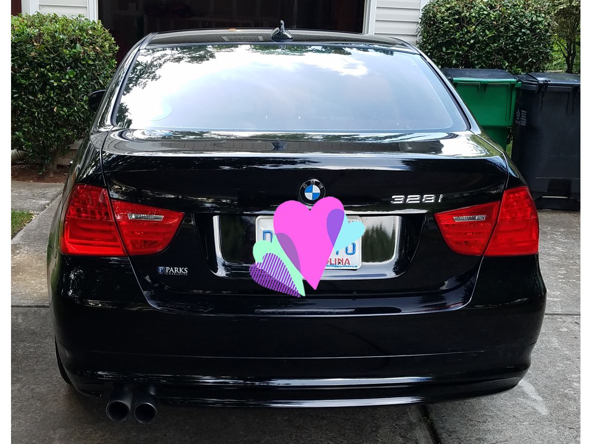 2010 BMW 3 Series for sale by owner in Charlotte