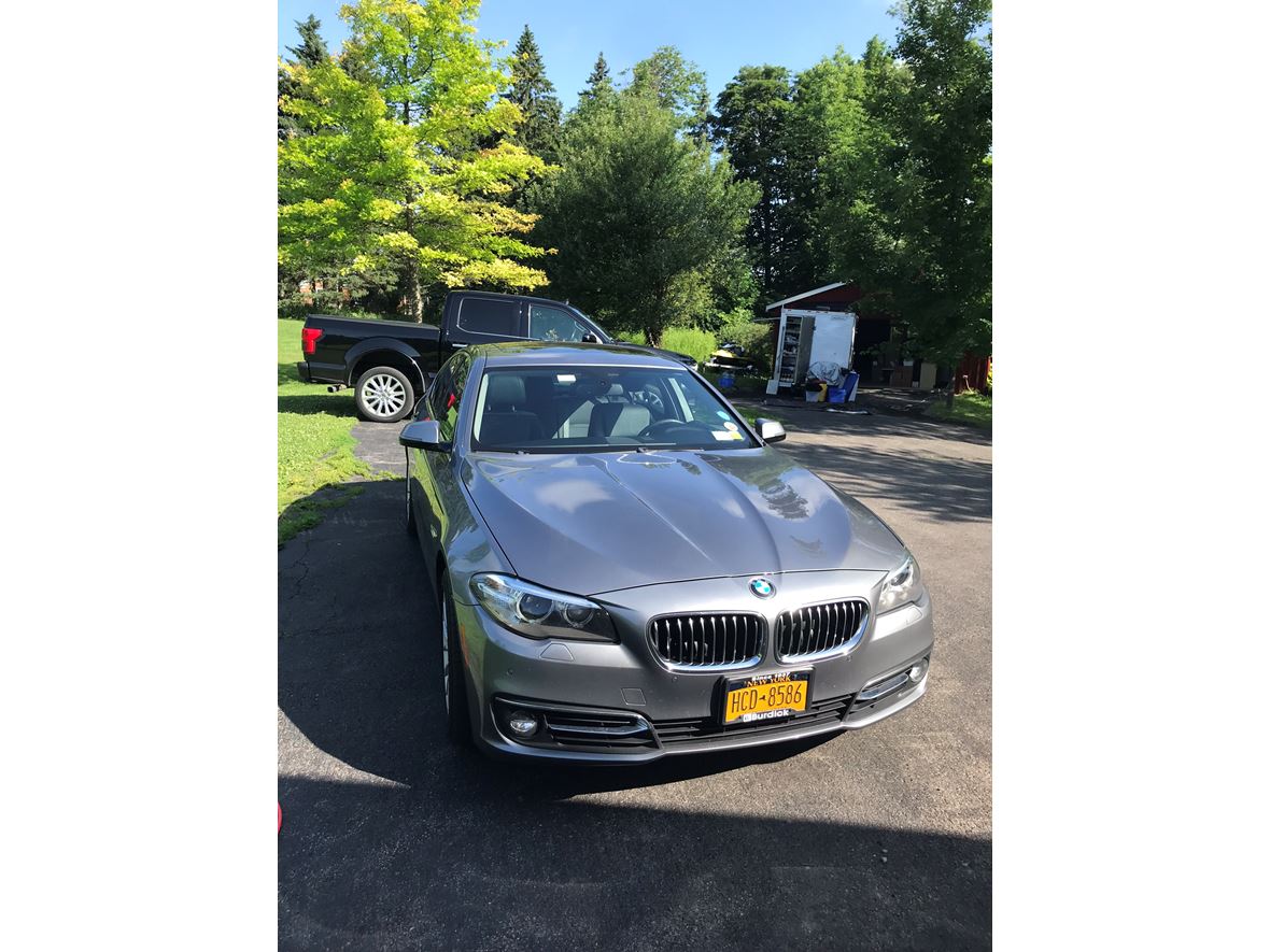 2014 BMW 5 Series for sale by owner in Manlius