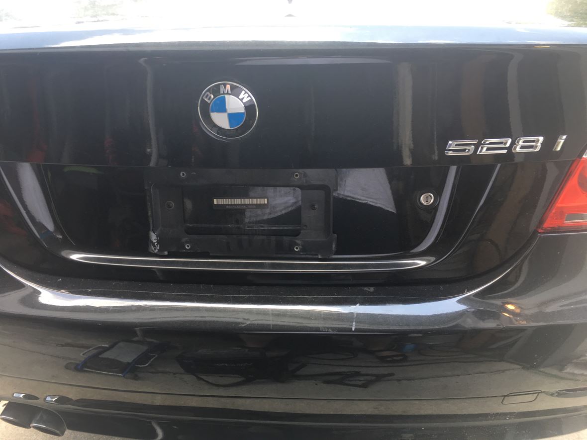 2008 BMW 528 i for sale by owner in New Smyrna Beach