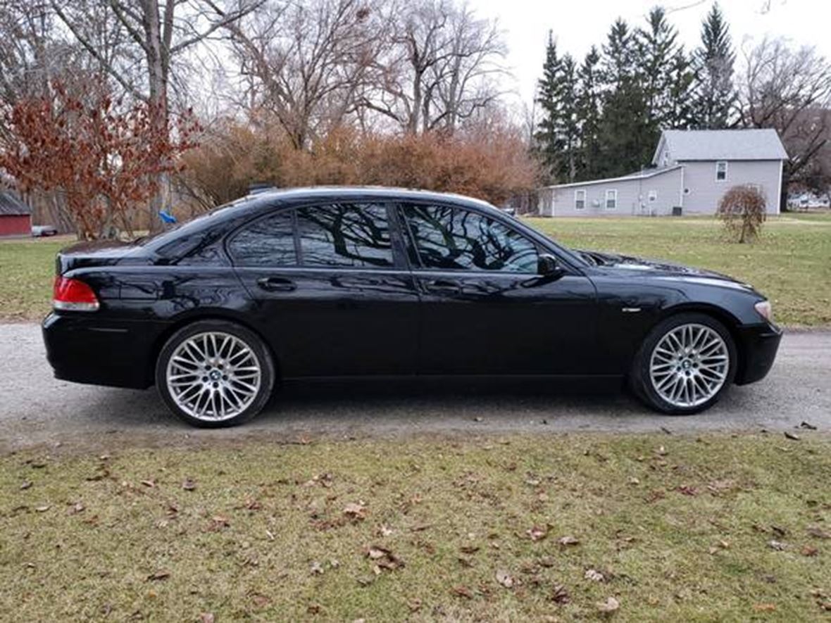 2007 BMW 7 Series for sale by owner in Fairmount