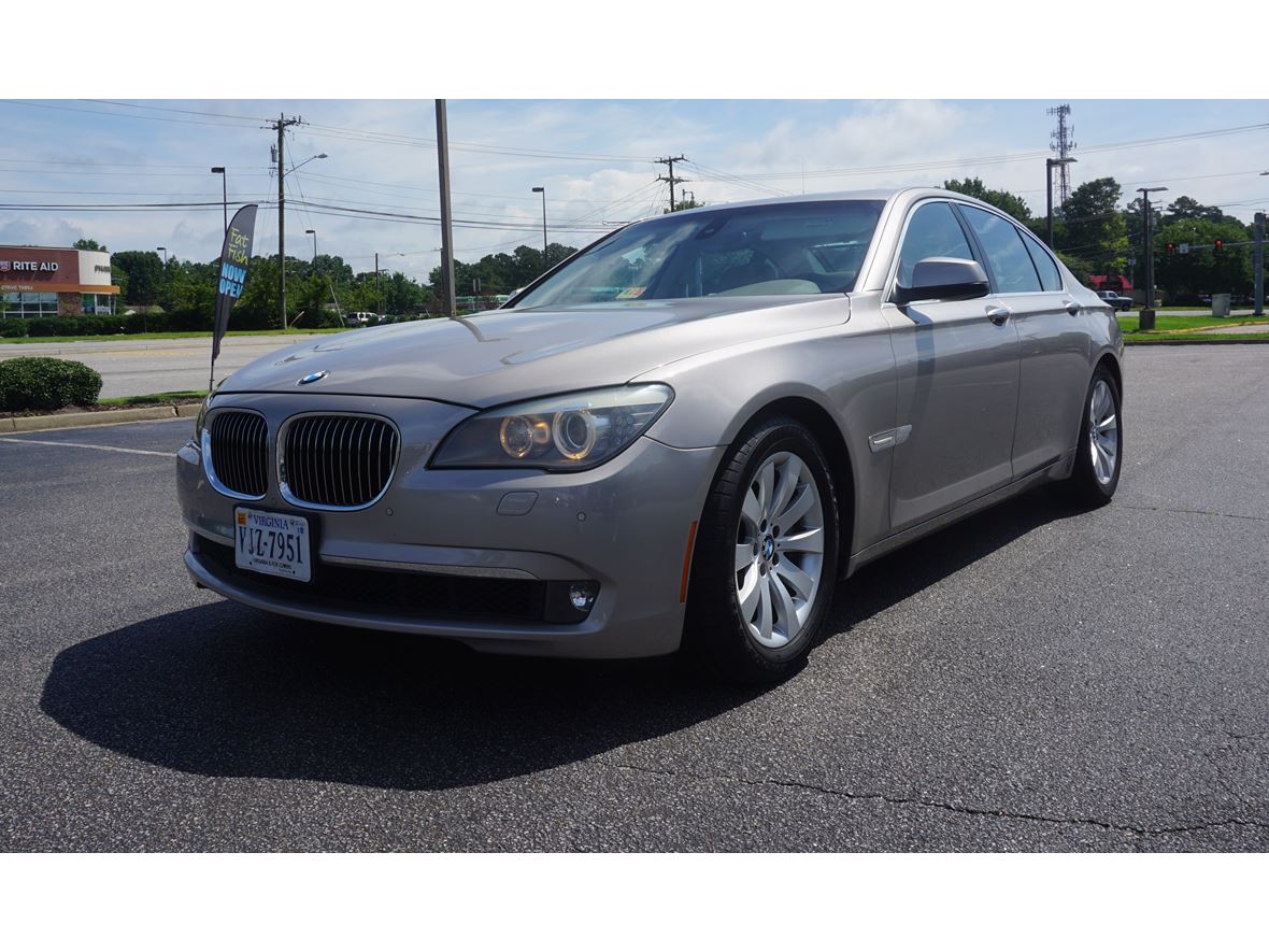 2009 BMW 7 Series for sale by owner in Virginia Beach