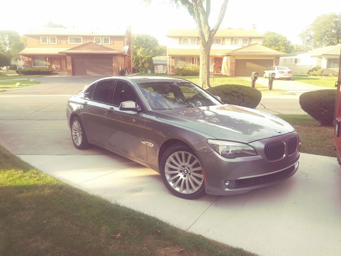 2009 BMW 7 Series for sale by owner in Southfield