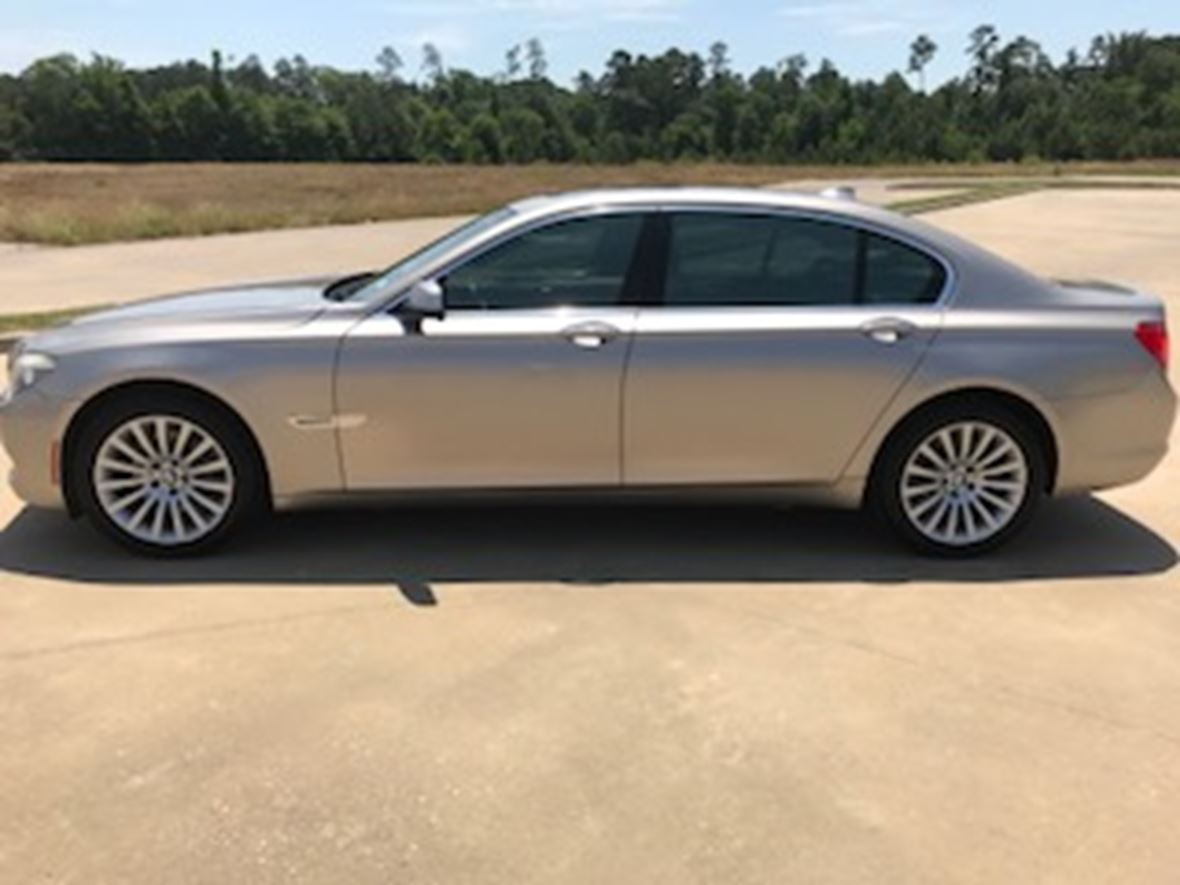 2011 BMW 7 Series for sale by owner in Spring