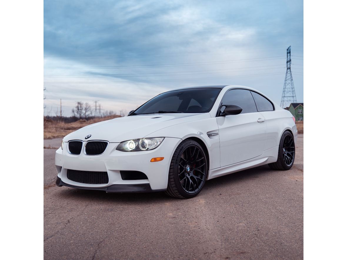 2011 BMW M3 for sale by owner in Grandville