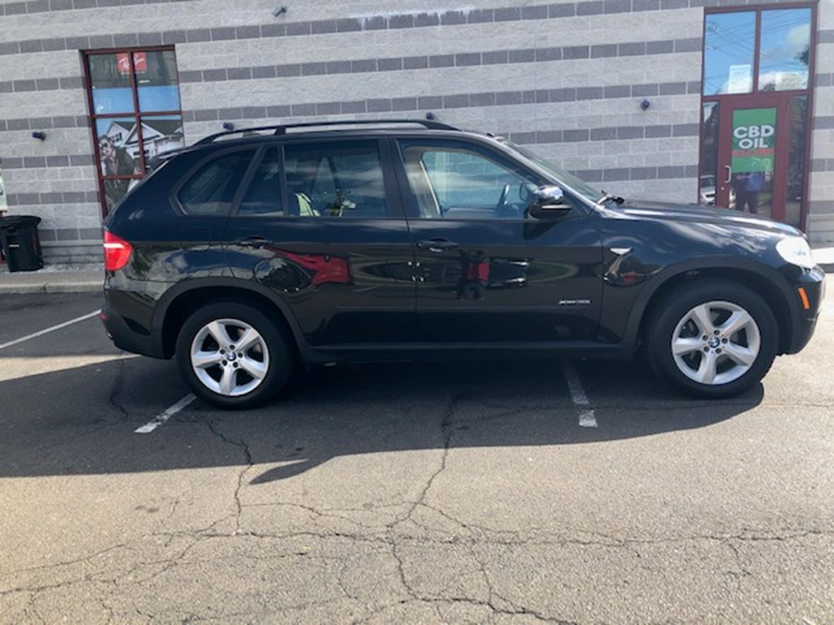 2009 BMW X5 for sale by owner in Norwalk