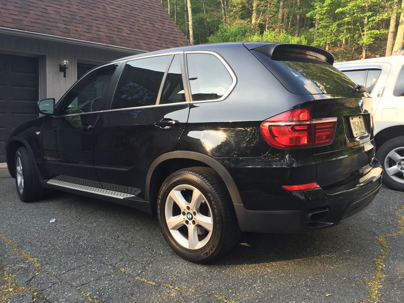 2011 BMW X5 50i for sale by owner in Wayne