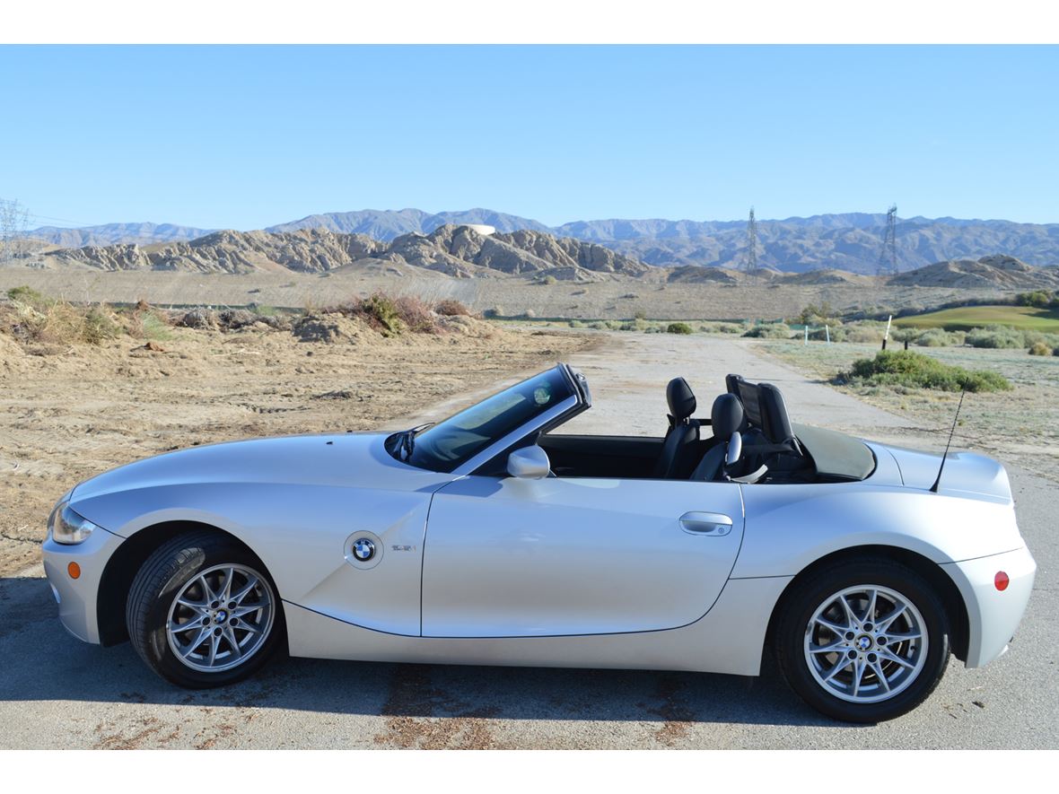 2005 BMW Z4 for sale by owner in Indio