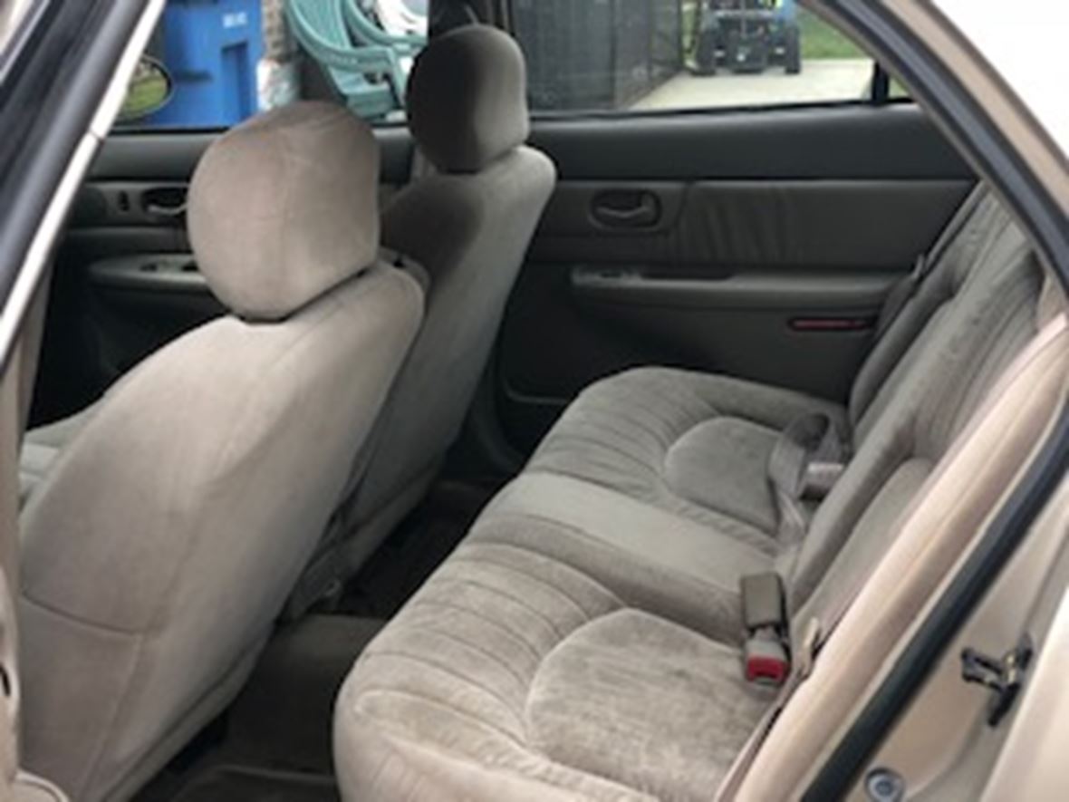 2000 Buick Century for sale by owner in Chicago