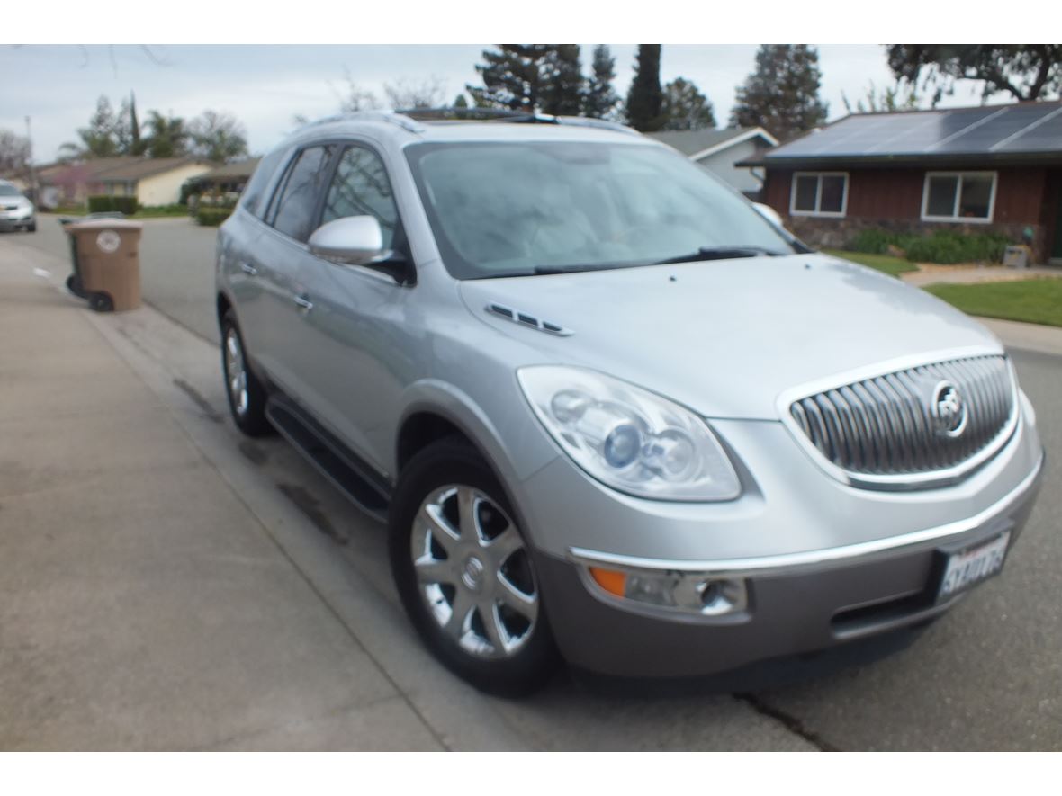 2009 Buick Enclave for sale by owner in Elk Grove