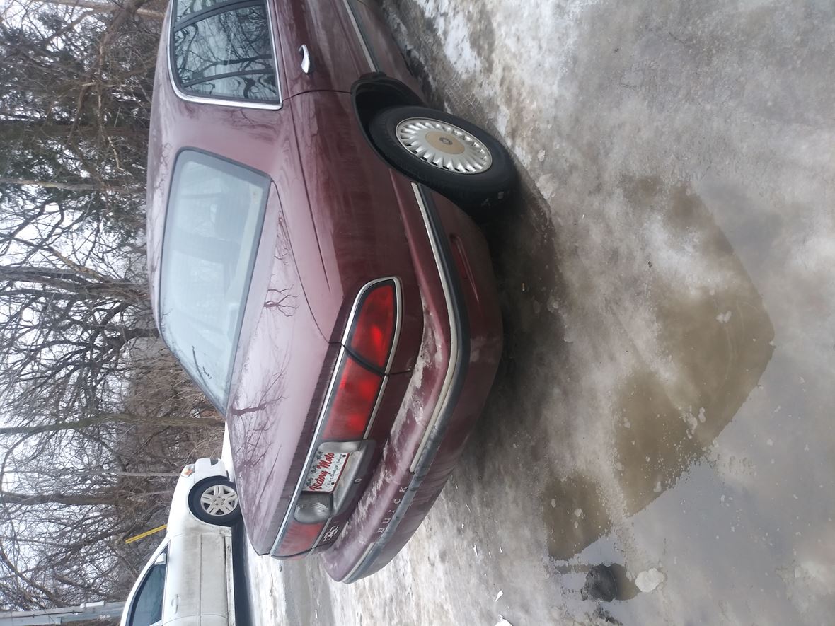 1999 Buick LeSabre for sale by owner in Fort Dodge
