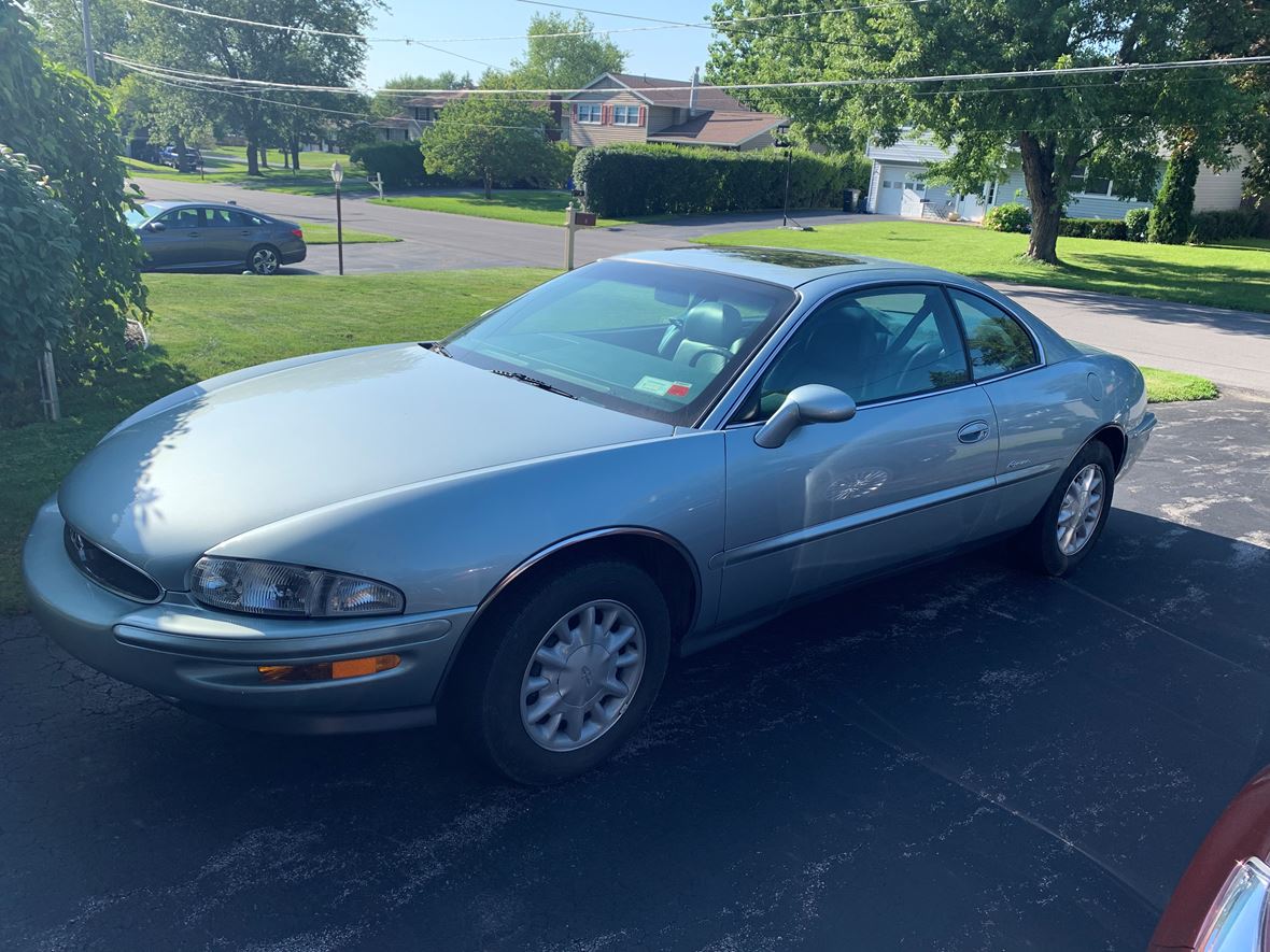 1995 Buick Riviera for sale by owner in Liverpool