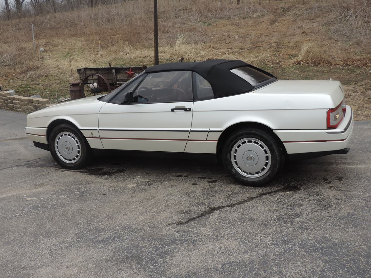1989 Cadillac Allante for sale by owner in Mount Hope