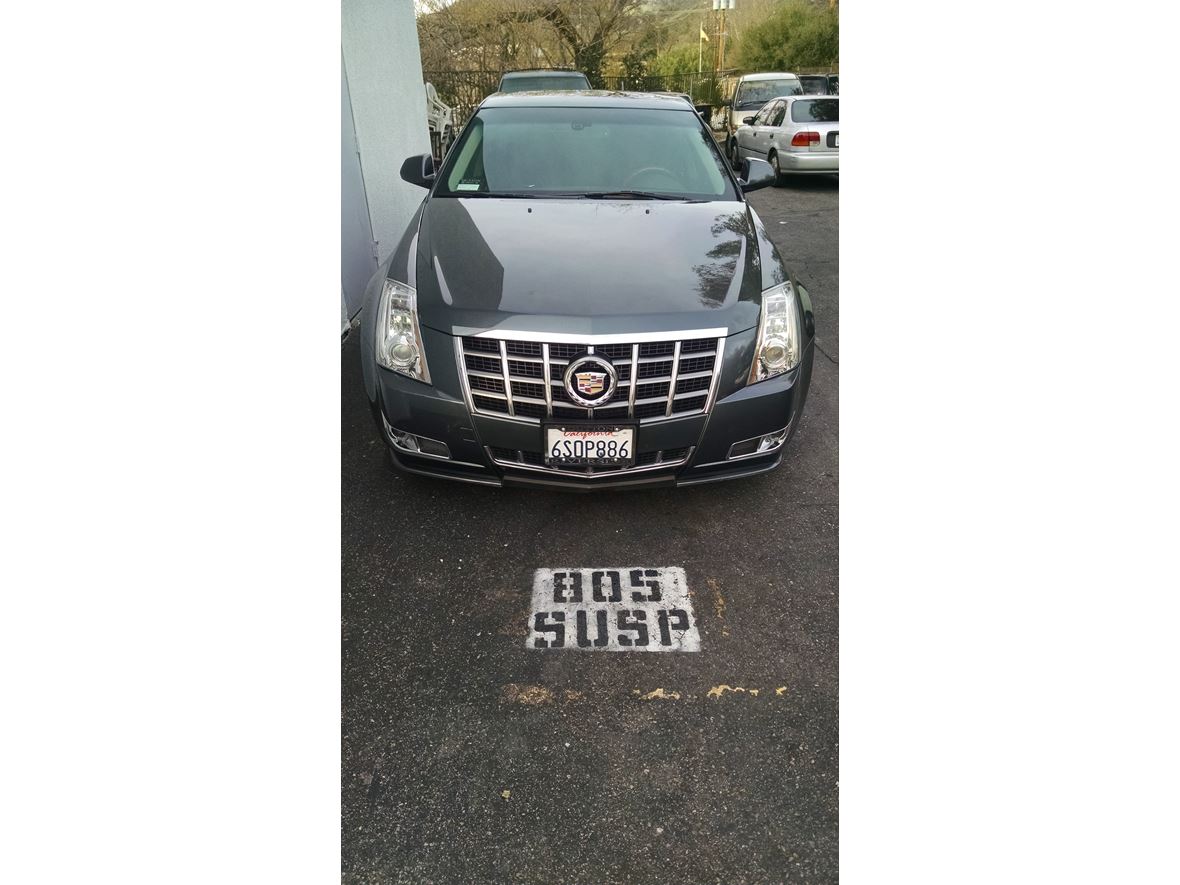 2012 Cadillac CTS for sale by owner in Thousand Oaks