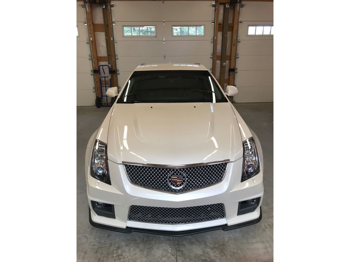 2011 Cadillac CTS-V Wagon for sale by owner in Reno