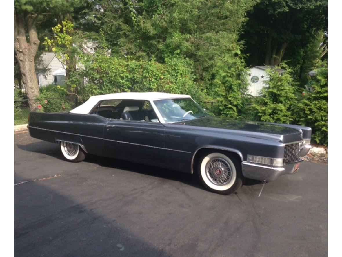 1969 Cadillac DeVille for sale by owner in Hawthorne