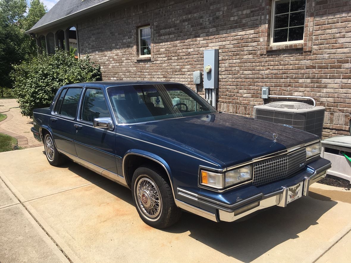 1987 Cadillac DeVille for sale by owner in Fortville