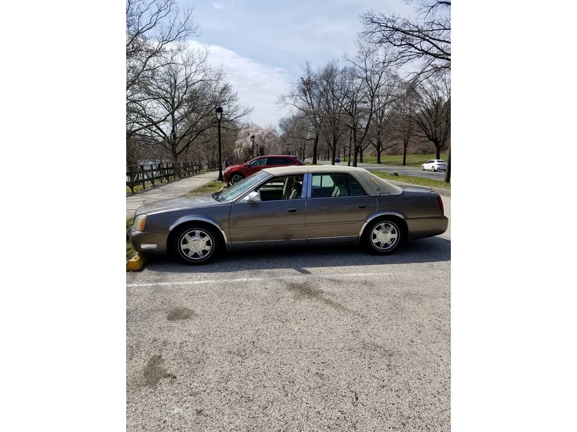 2003 Cadillac DeVille for sale by owner in Philadelphia