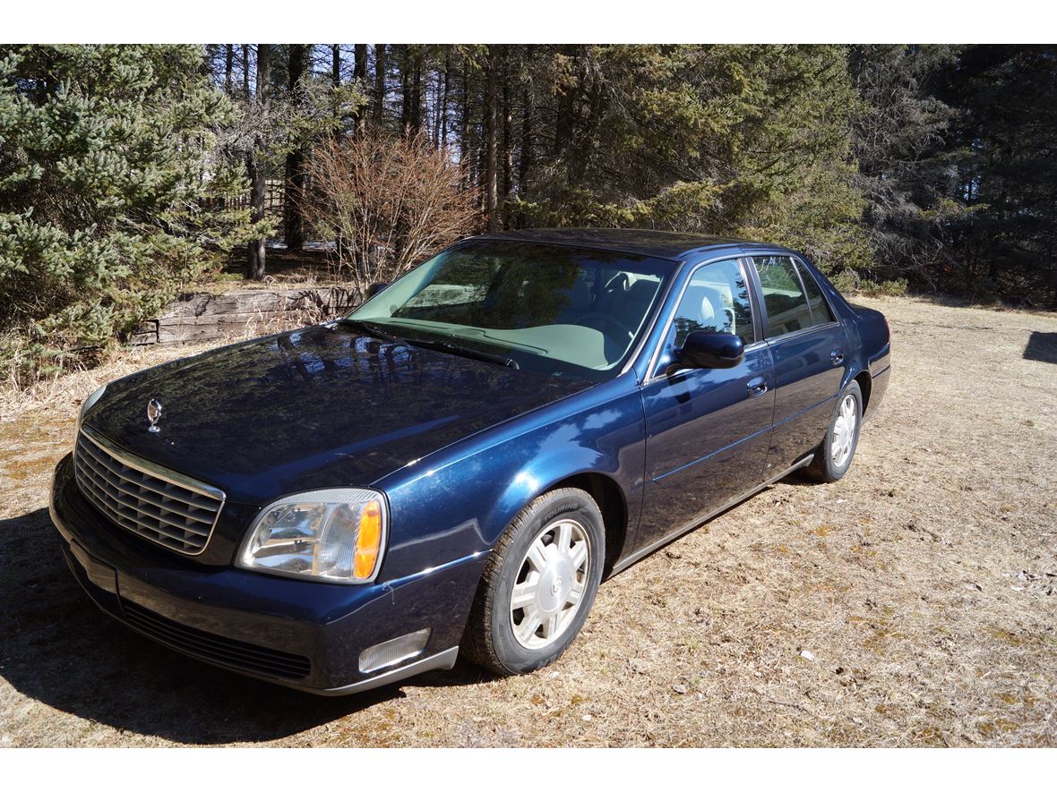 2004 Cadillac DeVille for sale by owner in Cadillac