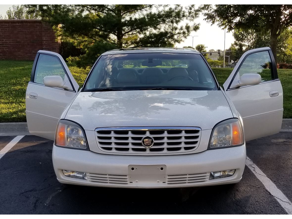 2002 Cadillac DTS for sale by owner in Independence