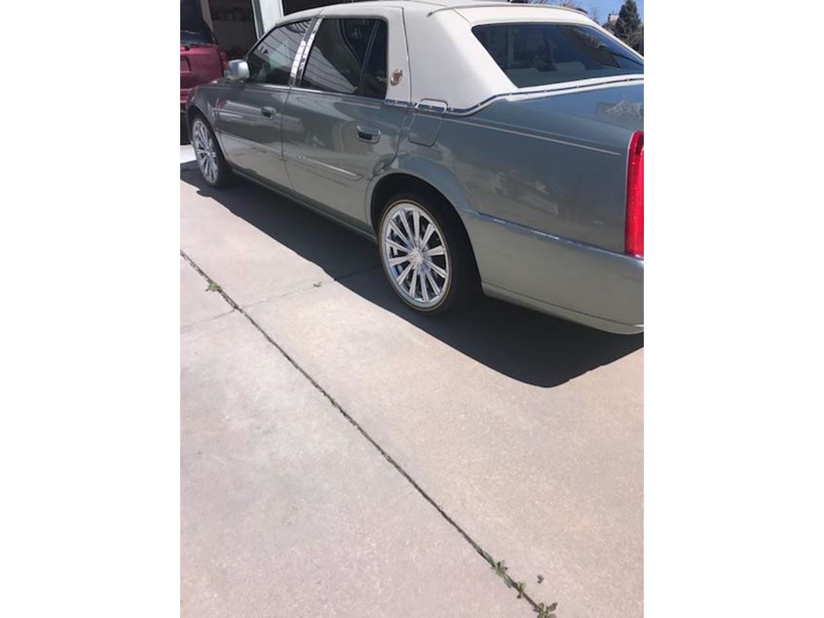 2006 Cadillac DTS for sale by owner in Aurora