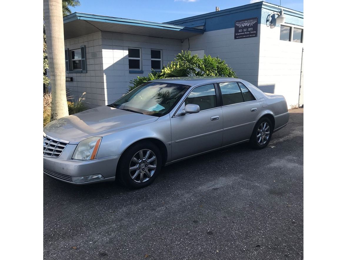2008 Cadillac DTS for Sale by Owner in Clearwater, FL 33765