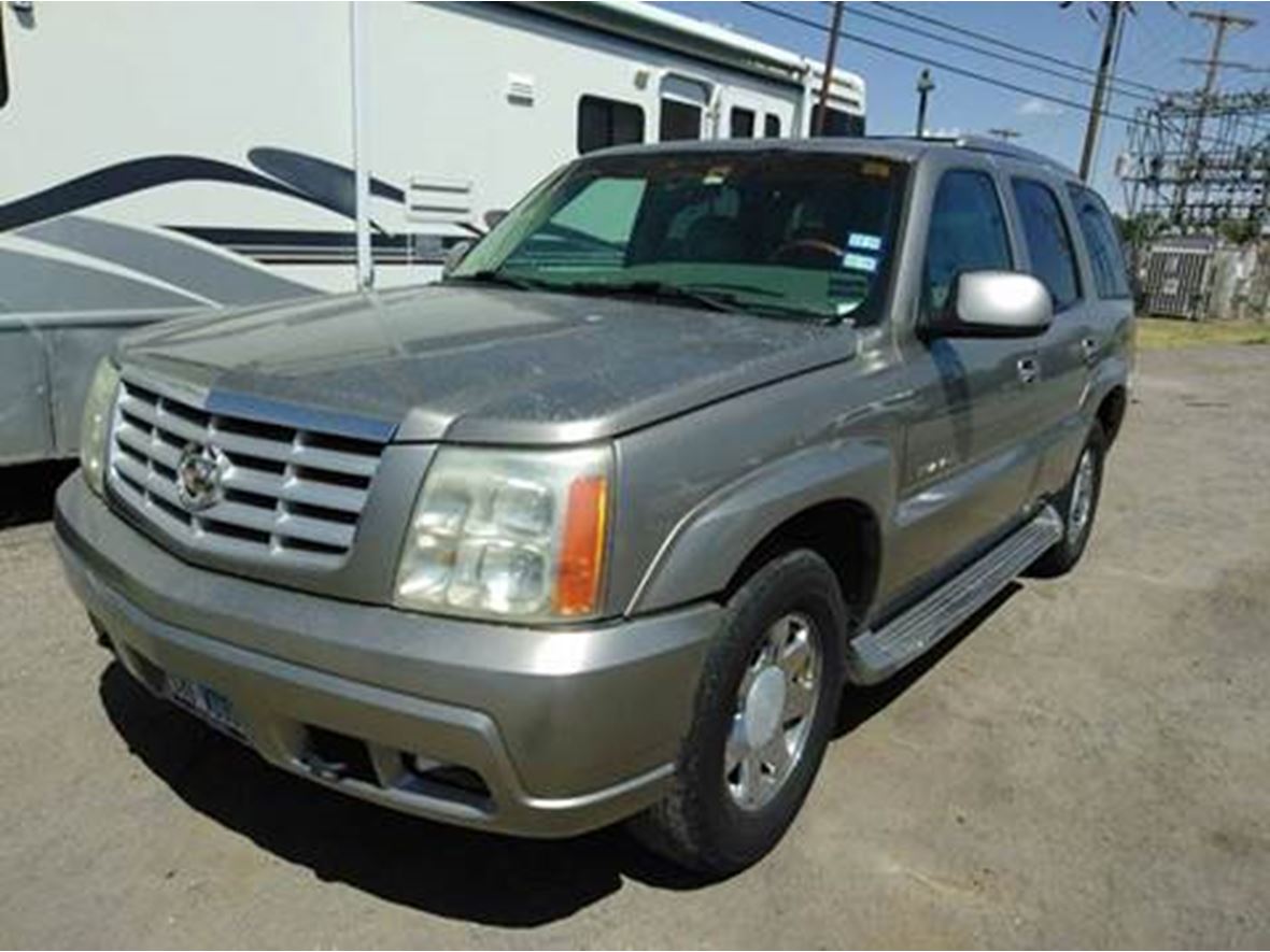 2002 Cadillac Escalade for sale by owner in Tampa