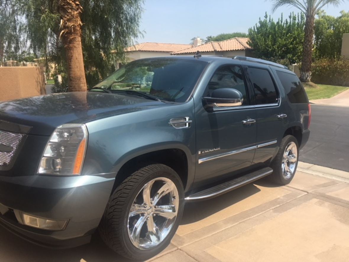 2008 Cadillac Escalade for sale by owner in La Quinta