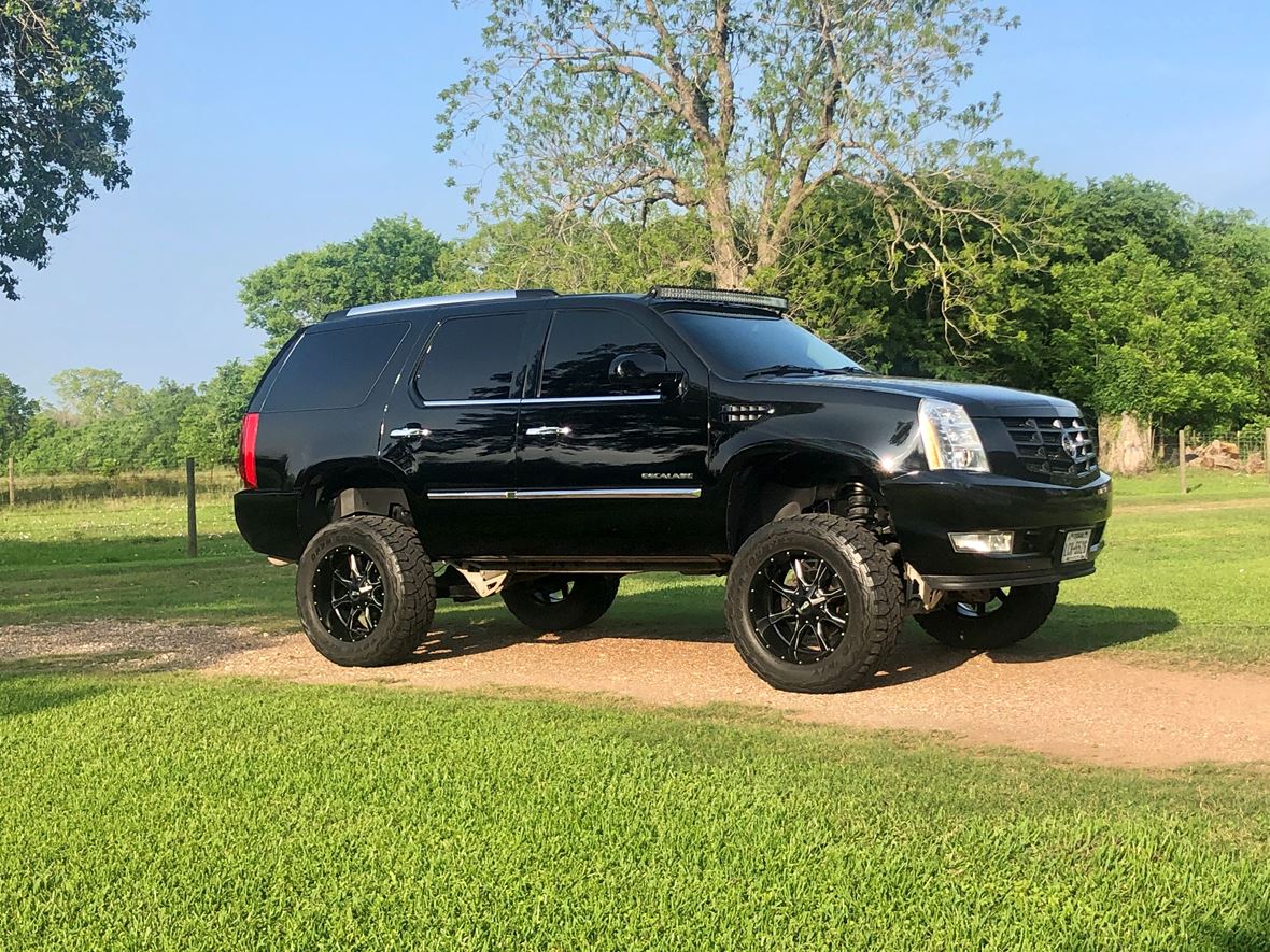 2008 Cadillac Escalade for Sale by Owner in Boling, TX 77420