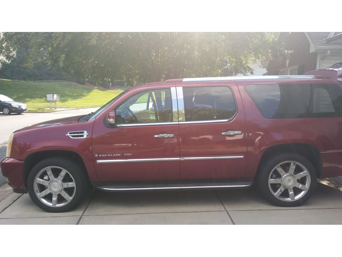2007 Cadillac Escalade ESV for sale by owner in Charlotte