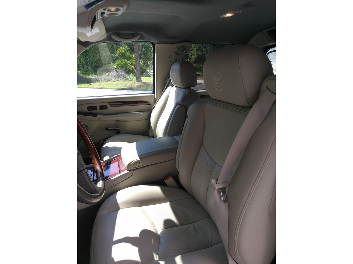 2006 Cadillac Escalade EXT for sale by owner in Seminole