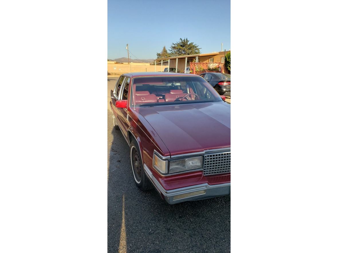 1987 Cadillac Fleetwood for sale by owner in Salinas