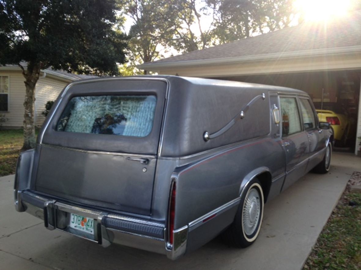 1990 Cadillac Fleetwood for sale by owner in Ocala