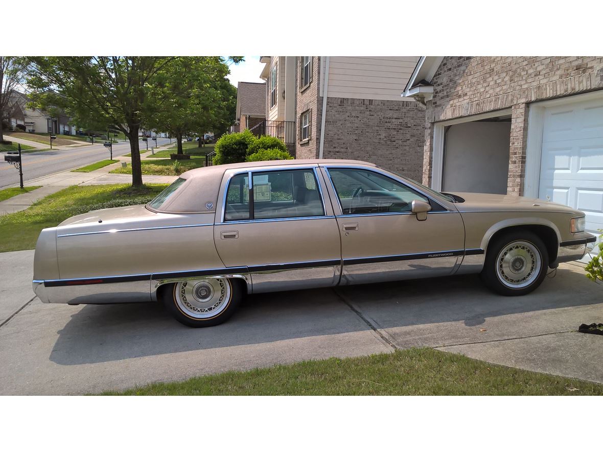 1993 Cadillac Fleetwood for sale by owner in Birmingham
