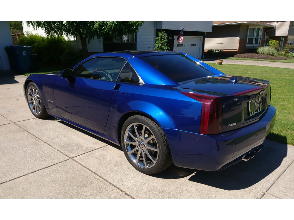 2004 Cadillac XLR for sale by owner in Cleveland