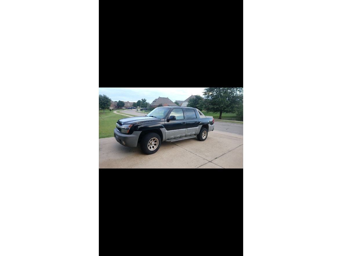 2002 Chevrolet Avalanche for sale by owner in Jenks