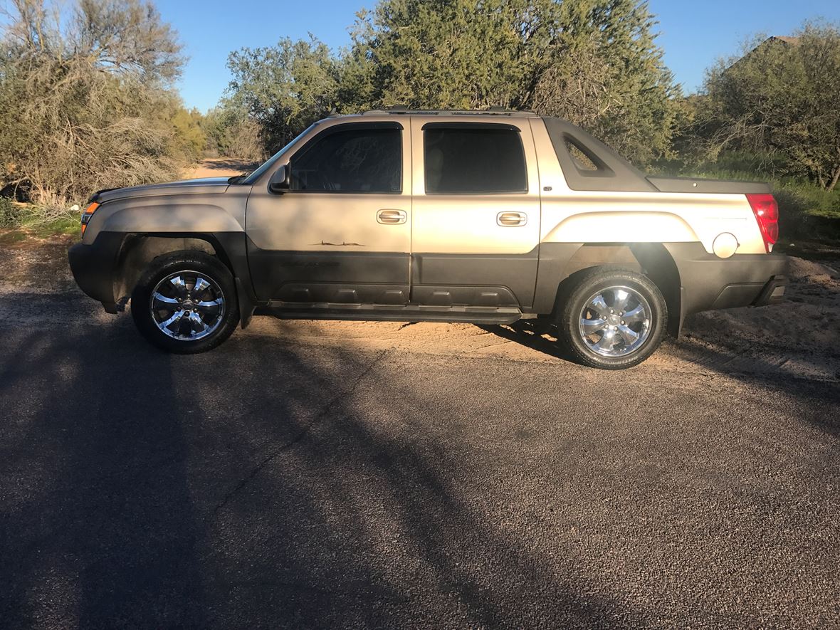 2006 Chevrolet Avalanche for sale by owner in Cave Creek