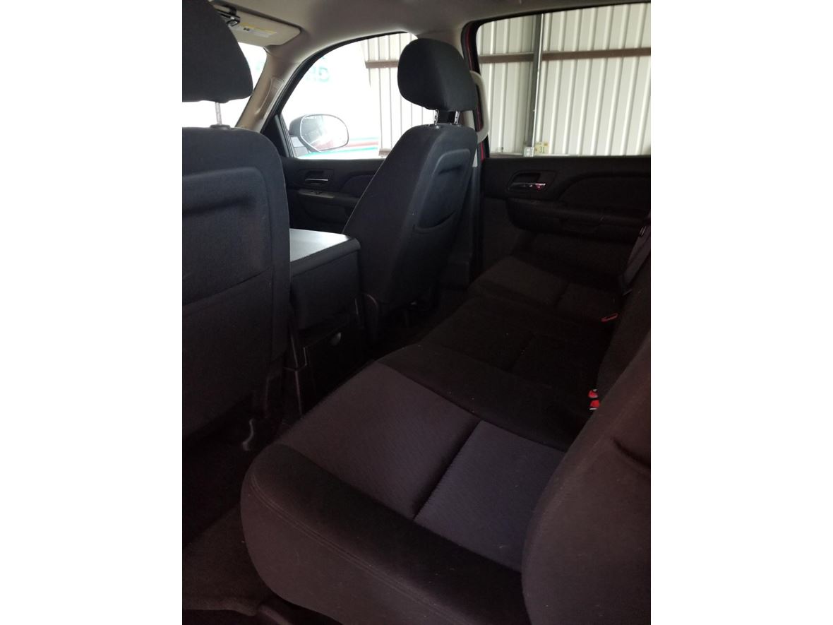 2010 Chevrolet Avalanche for sale by owner in Lawton
