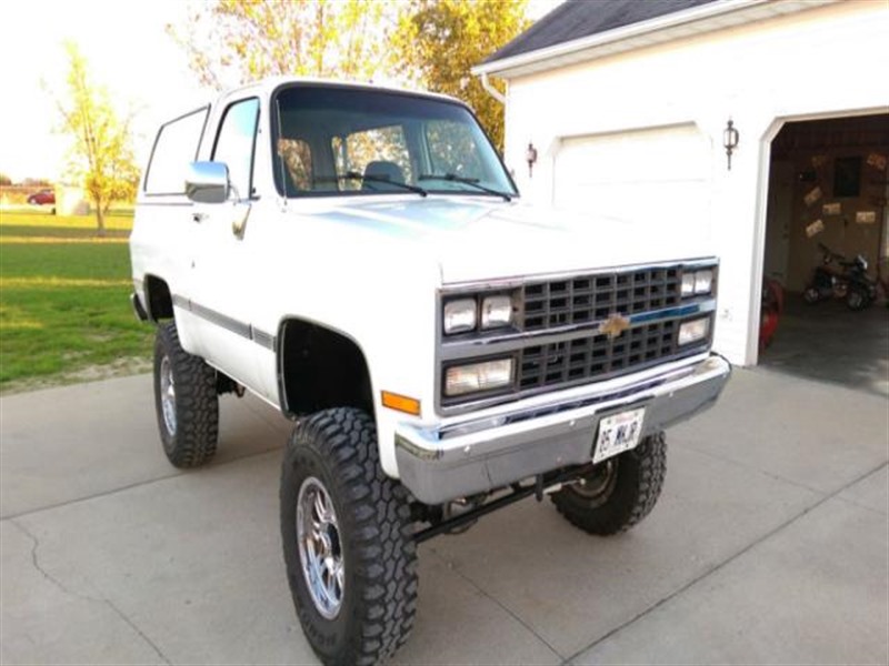 1991 Chevrolet Blazer for sale by owner in JOLIET