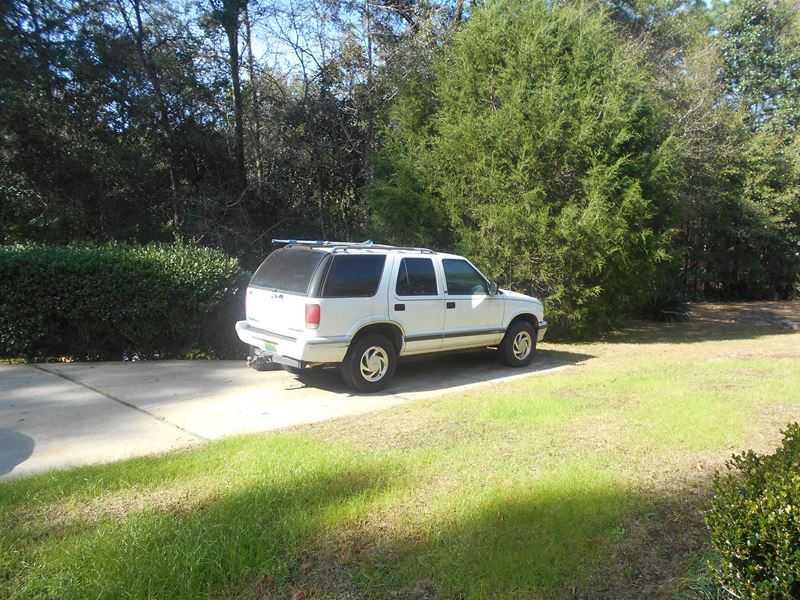 1995 Chevrolet Blazer for sale by owner in Mobile