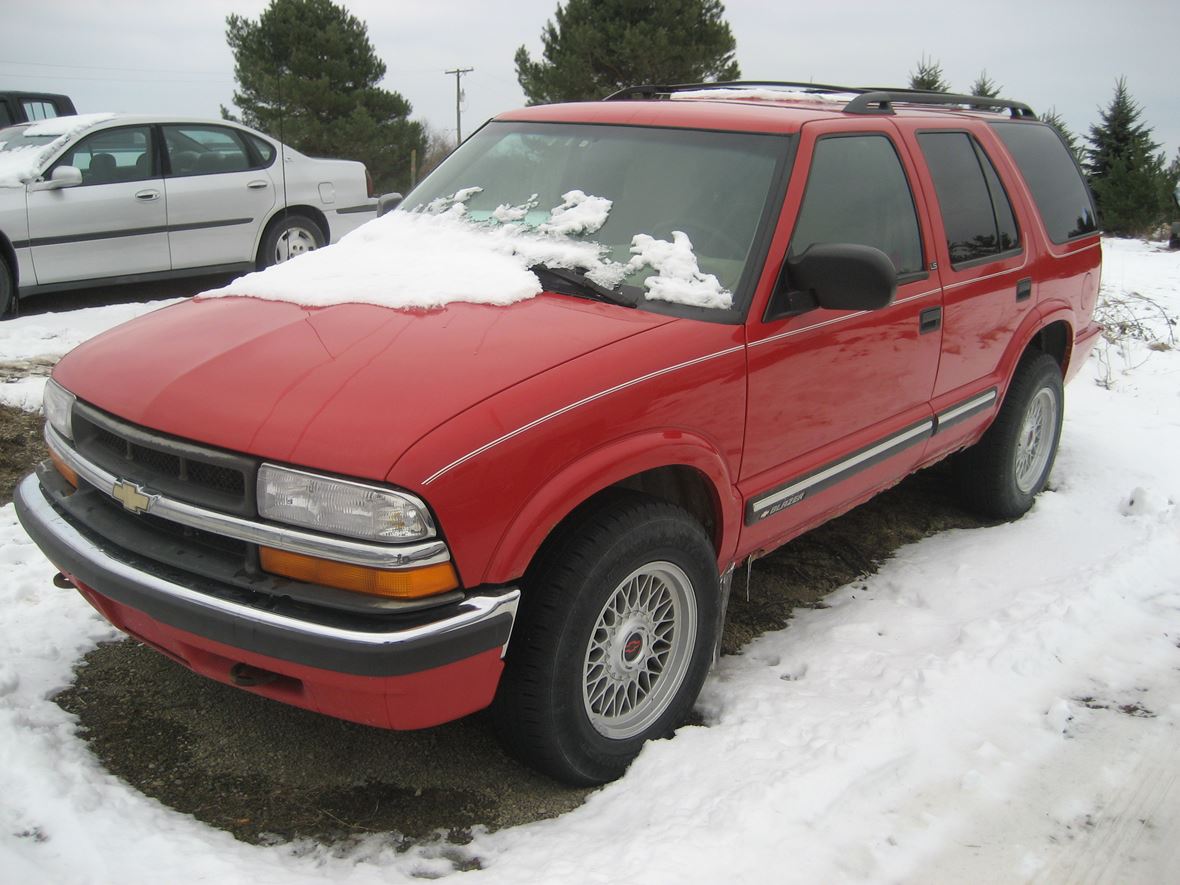 2000 Chevrolet Blazer for Sale by Owner in Howell, MI 48844