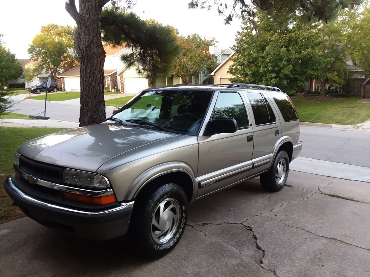 2001 Chevrolet Blazer for sale by owner in Tulsa